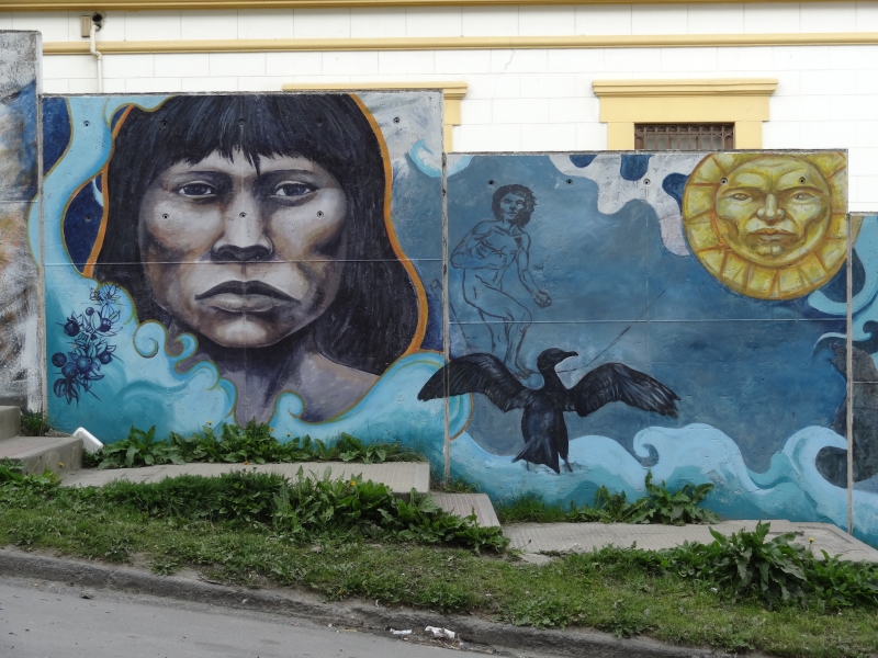 Murais sobre Yámanas, povos indígenas do Ushuaia